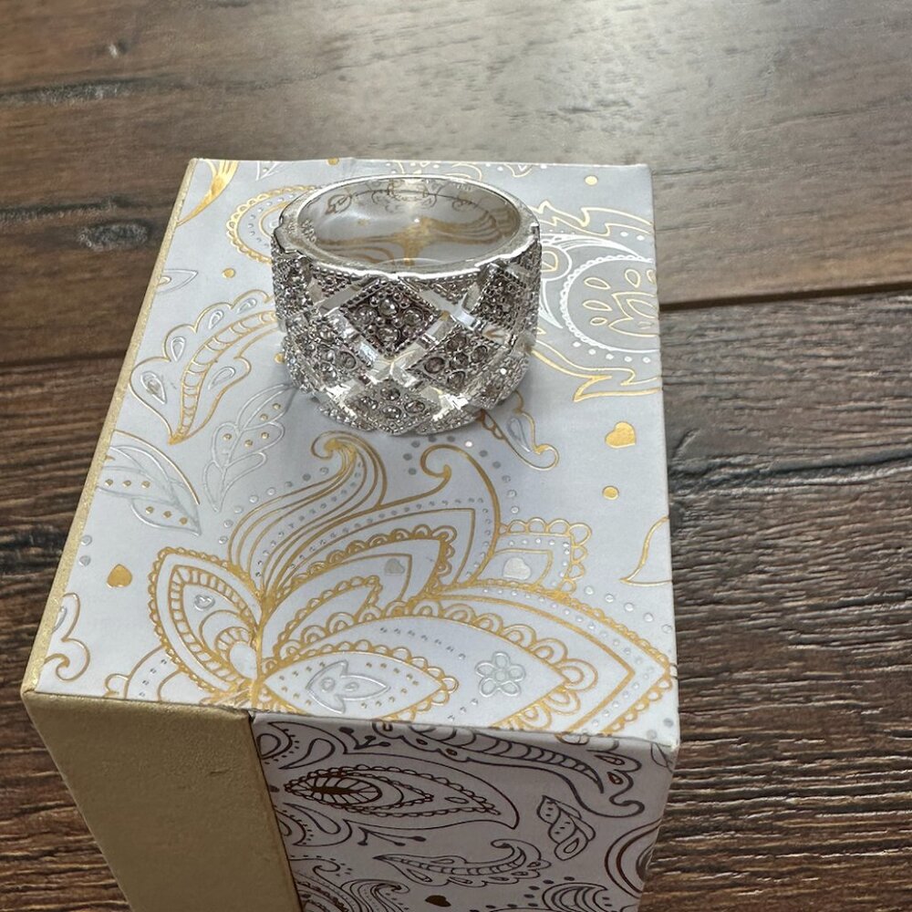 Silver-tone Crystal Rings (Size 7) - Picture 3 of 4